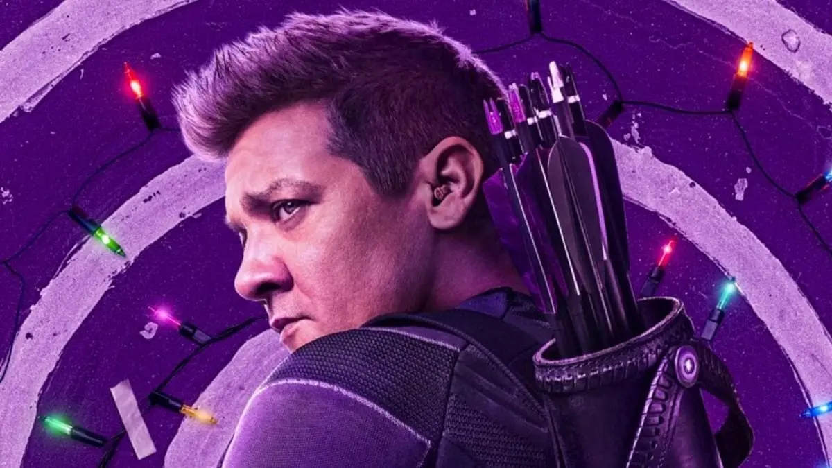 Jeremy Renner faz piada sobre recuperação após acidente com limpa-neve e provoca o Homem de Ferro