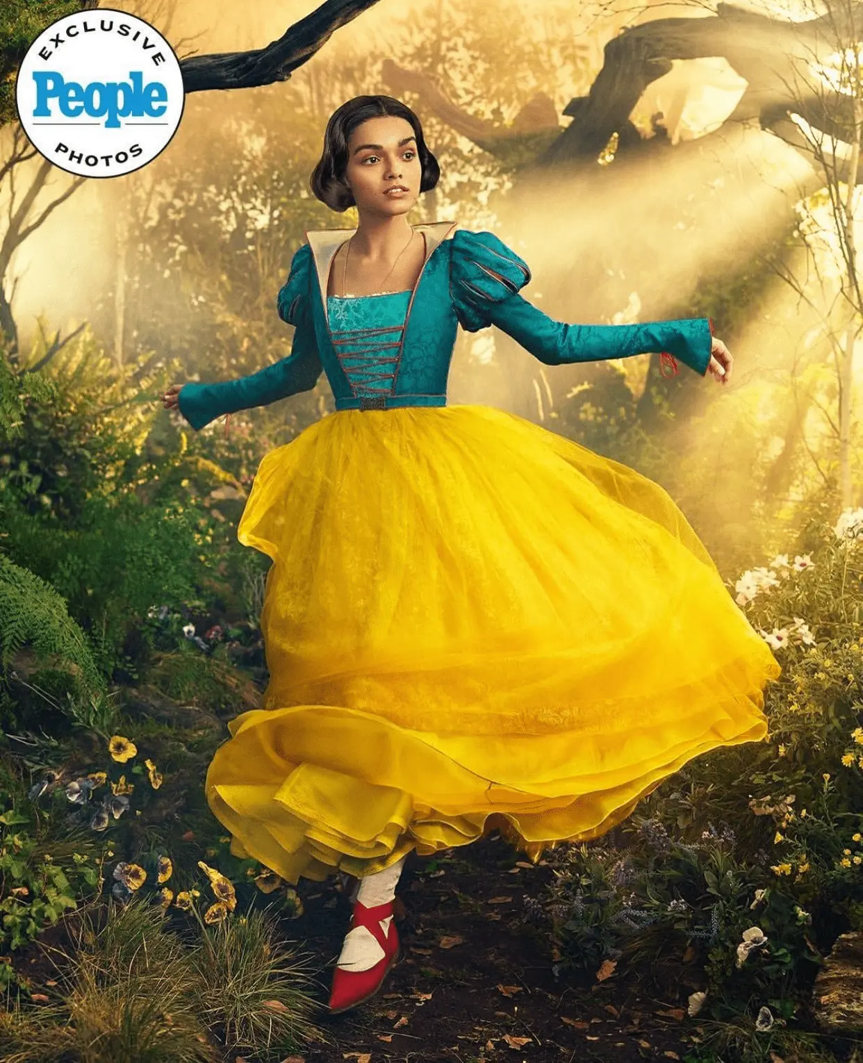 Branca de Neve: Fotos Exclusivas Mostram Rachel Zegler e Andrew Burnap em Ação